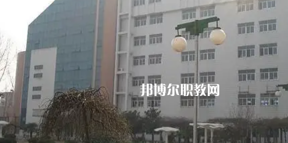 江蘇省淮安技師學(xué)院地址在哪里，哪個地區(qū)，哪個城市?