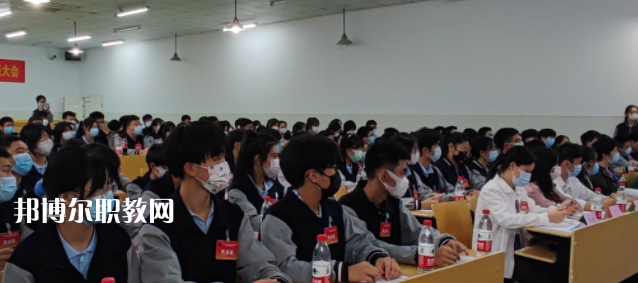 浙江省廣播電視中等專業(yè)學(xué)校地址在哪里，哪個(gè)地區(qū)，哪個(gè)城市?