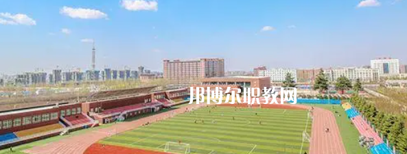 西安培華學院附屬職業(yè)中等專業(yè)學校地址在哪里，哪個地區(qū)，哪個城市?