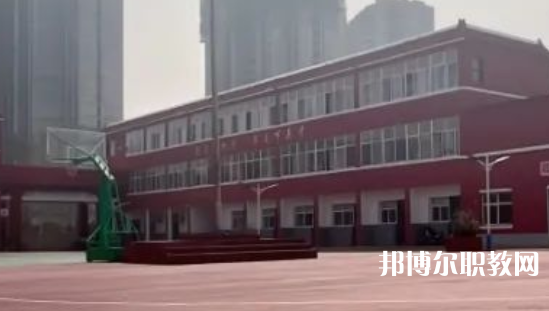 邢臺市瀚東職業(yè)技術(shù)中專學(xué)校地址，乘車路線