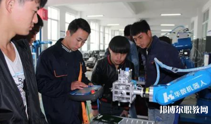 首鋼水城鋼鐵(集團)有限責任公司中等專業(yè)學校怎么樣、好不好