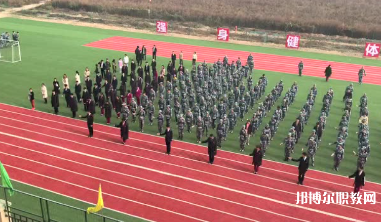 2023鄭州航空港經(jīng)濟(jì)綜合實(shí)驗(yàn)區(qū)華德中等專業(yè)學(xué)校招生計(jì)劃 招生人數(shù)是多少(附要求、條件、對象)