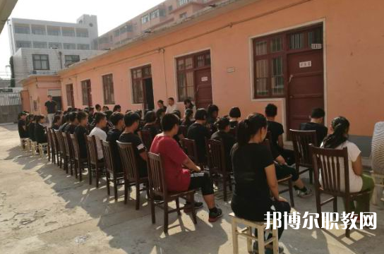 安陽源首科技制藥學校怎么樣、好不好