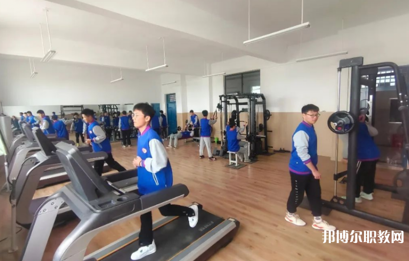 周口市潁河職業(yè)中等專業(yè)學校地址，乘車路線