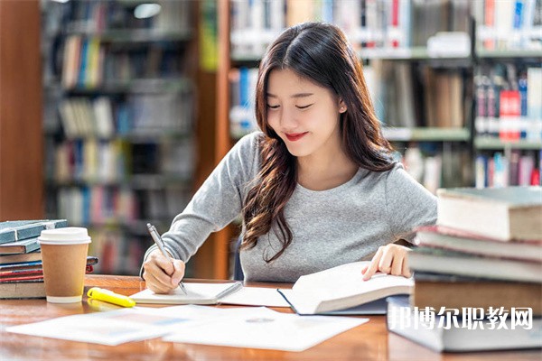 廣東哪里的職業(yè)學(xué)校能讀衛(wèi)生信息管理專(zhuān)業(yè)