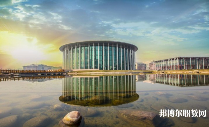 2024河南藝術(shù)職業(yè)學(xué)院中專部招生計(jì)劃 招生人數(shù)是多少(附要求、條件、對(duì)象)