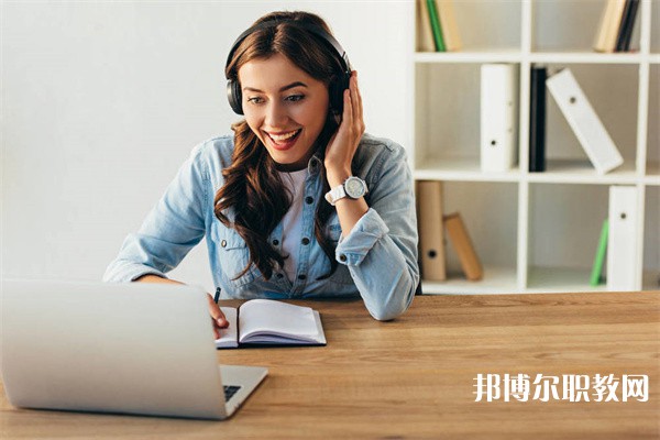 廣西哪里的職業(yè)學校能讀商務基礎專業(yè)