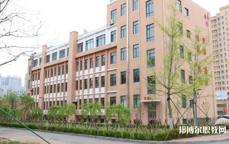 2024丹東市中等職業(yè)技術(shù)專業(yè)學(xué)校招生計(jì)劃 招生人數(shù)是多少(附要求、條件、對(duì)象)