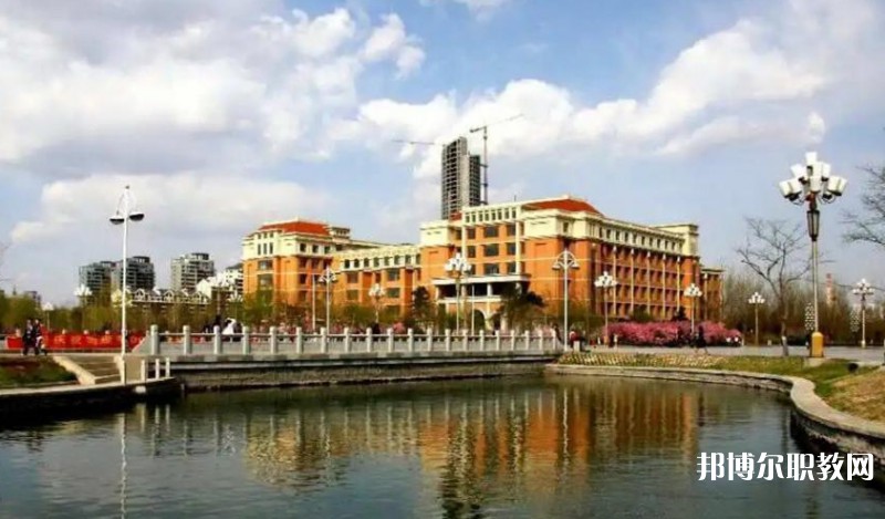 2025渤海大學(xué)附屬中等職業(yè)技術(shù)專業(yè)學(xué)校招生計(jì)劃 招生人數(shù)是多少(附要求、條件、對(duì)象)