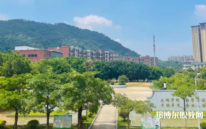 福州市華幟技工學(xué)校怎么樣、好不好